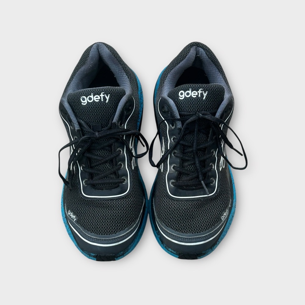 Gdefy Black and Blue Sneakers Sz13